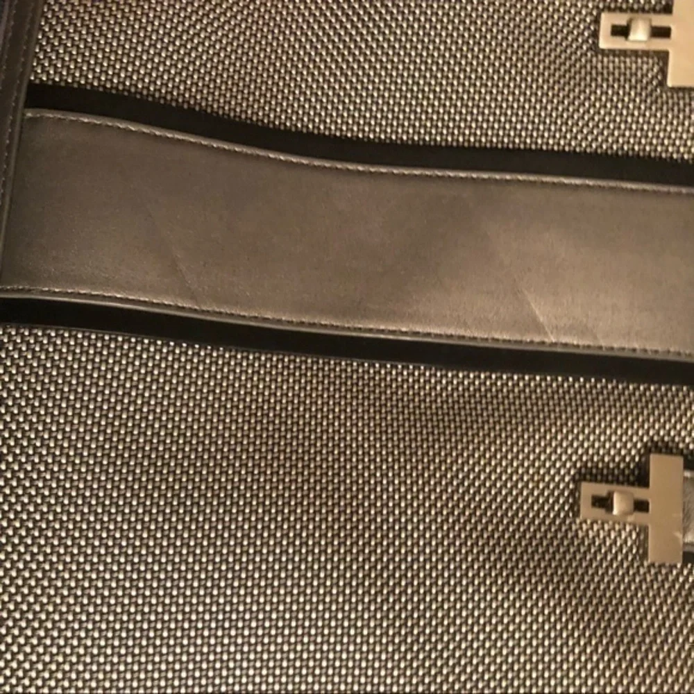 Tumi gray silver laptop briefcase business bag